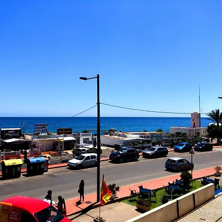 Couette-café Ss Mojacar. *
